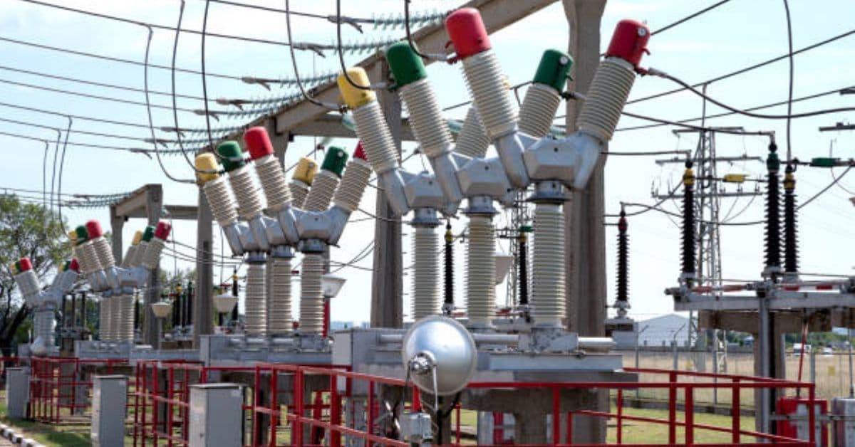 The Difference Between Dry Type and Oil Type Transformers – ECSKSA