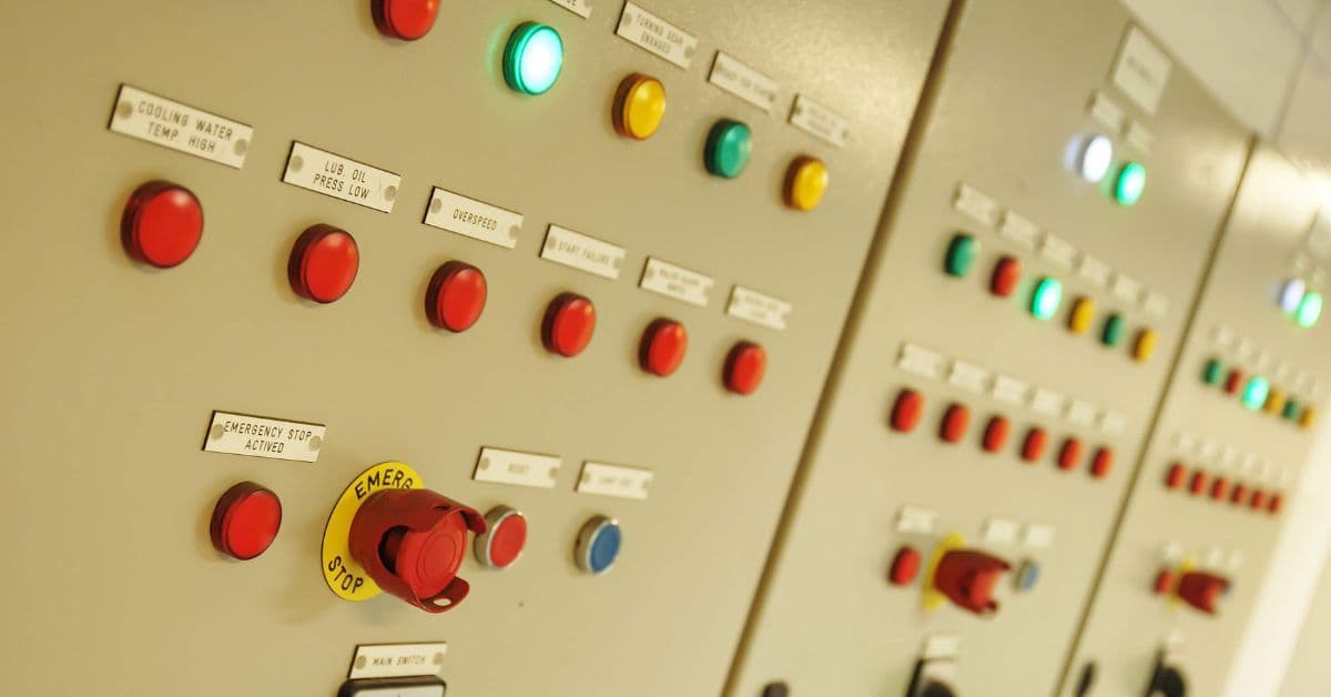 Synchronization Techniques in Generator Synchronizing Panel Boards – ECSKSA